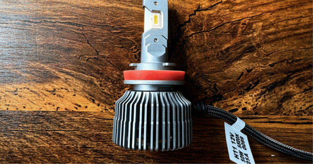 SIUNI 50W 5500K LED headlight bulb with copper tube cooling which are warmly welcomed in Ukraine